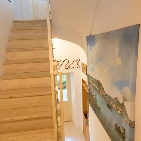 Aurora Caprese Villa