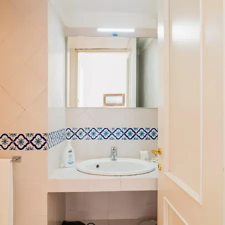 Aurora Caprese Villa *