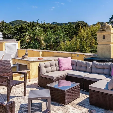 Aurora Caprese Villa *