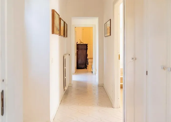 Aurora Caprese Villa *