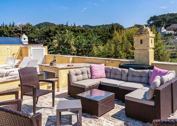 Aurora Caprese Villa *