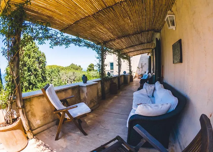 Villa Aurora Caprese